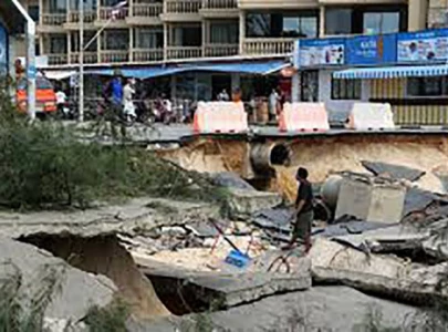 death toll in thai landslide tops 10
