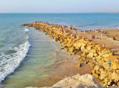 coastal gems gadani sonmiani draw rising tourist influx