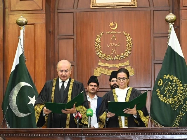 justice syed mansoor ali shah senior most judge of the supreme court taking oath as acting chief justice of pakistan at the supreme court branch registry lahore on 7 june 2025 photo express justice syed mansoor ali shah senior most judge of the supreme court taking oath as acting chief justice of pakistan at the supreme court branch registry lahore on 7 june 2025 photo express
