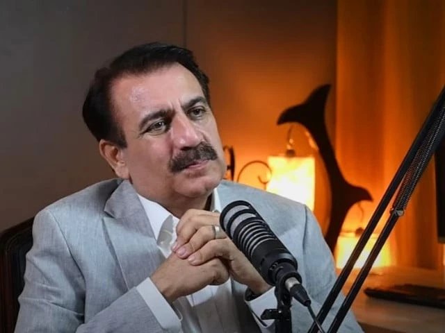 Veteran Actor Tauseeq Haider reflects on Gen Z, masculinity and marriage | The Express Tribune