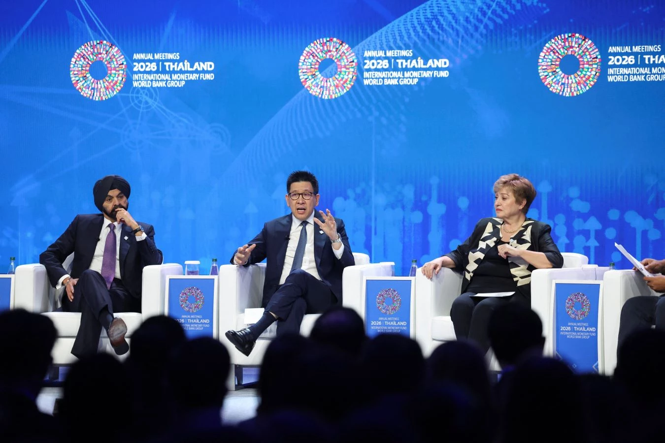IMF flags risks to global economy from AI market correction, war and debt