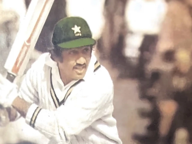 former pakistan test opener sadiq mohammad has criticised pakistan s batting approach in the second test against west indies in port of spain photo pcb former pakistan test opener sadiq mohammad has criticised pakistan s batting approach in the second test against west indies in port of spain photo pcb