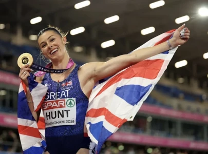britain s amy hunt wins european women s 100m gold
