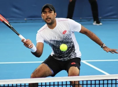 pakistan duo aisam aqeel advance to itf masters semi finals