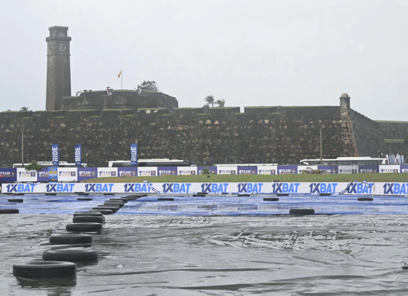 rain holds up india on day 2 of sri lanka test