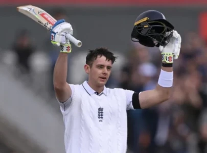 smith targets revival against pakistan after challenging year