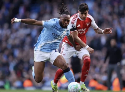 arsenal primed for premier league title defence as rivals face questions