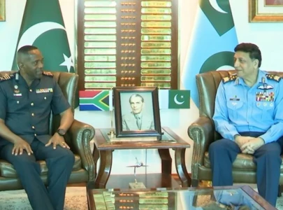 south african air force chief visits pakistan discusses strengthening ties with paf south african air force chief visits pakistan discusses strengthening ties with paf