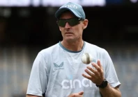 australia s mike hussey is considering becoming england s test batting coach afp australia s mike hussey is considering becoming england s test batting coach afp