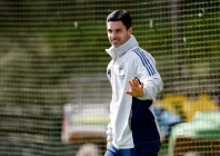 mikel arteta during an arsenal training session ahead of their season opener photo reuters mikel arteta during an arsenal training session ahead of their season opener photo reuters