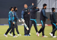 bangladesh head coach phil simmons during practice photo reuters bangladesh head coach phil simmons during practice photo reuters