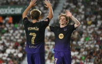 liga holders barcelona crush elche