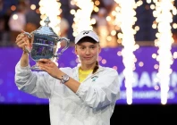 elena rybakina celebrates with the winner s trophy after her final match against aryna sabalenka photo reuters