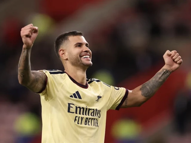 Arsenal extend perfect Premier League start