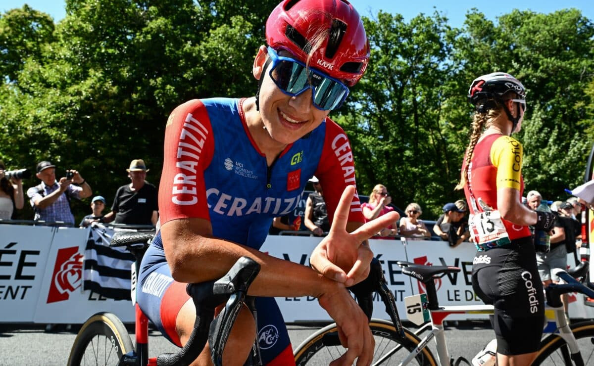 Afghan cyclist who disguised herself as man wins Asian Games silver