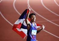 thailand s puripol boonson celebrates after winning the men s 200m final photo reuters