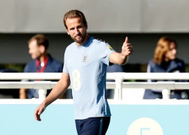 kane considers nfl kicking career after soccer