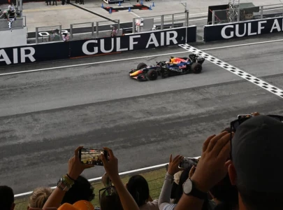 verstappen wins bahrain grand prix in malaysia verstappen wins bahrain grand prix in malaysia