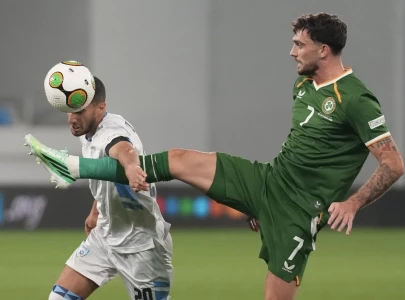 israel wear black armbands in ireland stalemate
