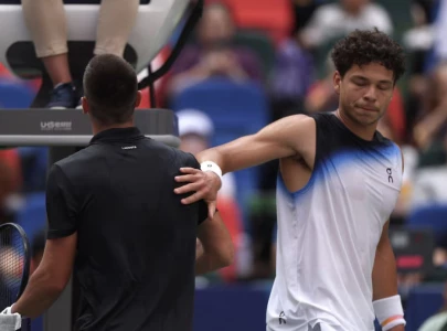 shelton dumped out in shanghai third round shelton dumped out in shanghai third round