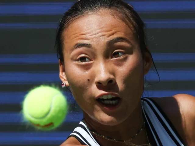Zheng withdraws from Wuhan citing fatigue