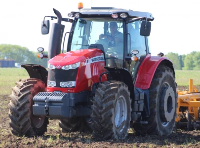 pakistan s tractor market hit hard by monsoon floods pakistan s tractor market hit hard by monsoon floods