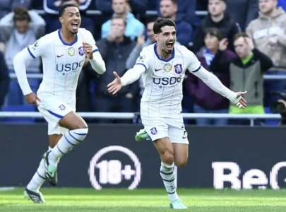 neto double gives chelsea win neto double gives chelsea win