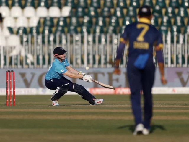 Brook makes history with record-breaking double ton