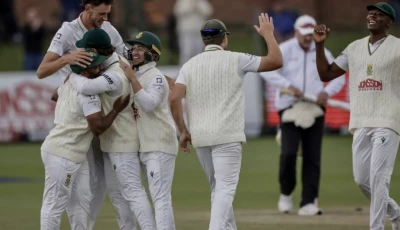 south african players celebrate the dismissal of josh hazlewood and winning the second test against australia photo afp