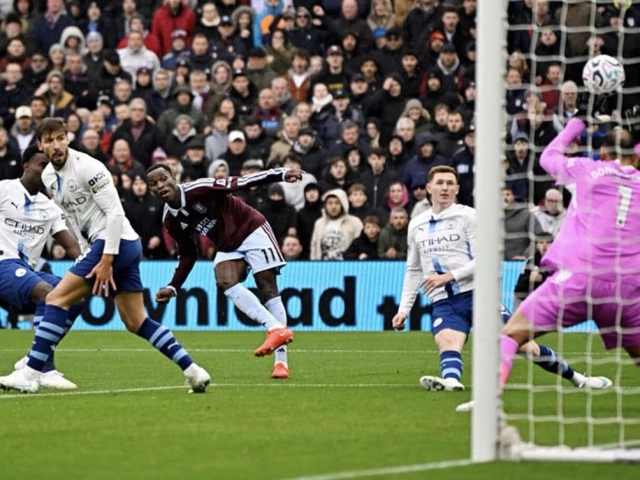aston villa s nicolas jackson c scores against manchester city during their premier league match at villa park on saturday photo reuters aston villa s nicolas jackson c scores against manchester city during their premier league match at villa park on saturday photo reuters