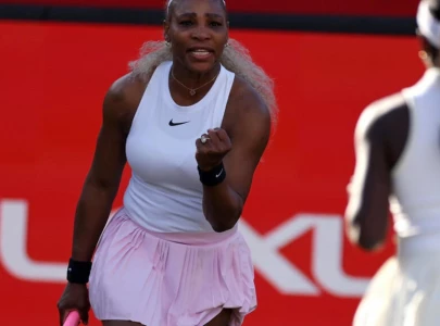 serena makes triumphant return serena makes triumphant return