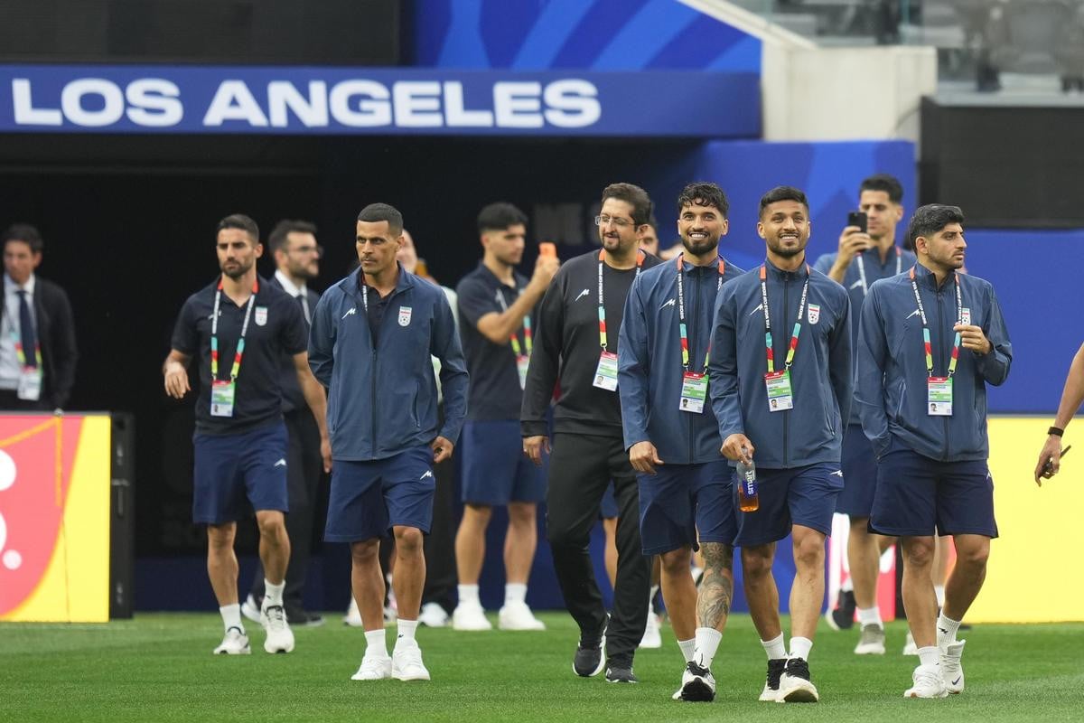 Iran arrive in Los Angeles as US-Iran peace deal is announced