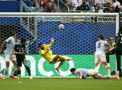 uruguay frustrated by dogged saudi arabia in world cup draw uruguay frustrated by dogged saudi arabia in world cup draw