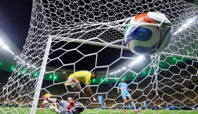 colombia s daniel munoz scores a goal that was later disallowed photo reuters