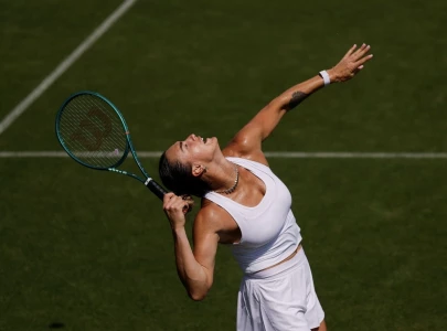 sinner begins wimbledon defence