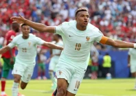 france will take on spain while defending champions argentina will lock horns against england in the last four photo afp