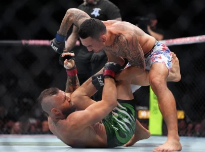 mcgregor vows return after knee injury