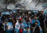 thousands of fans braved the cold and the rain to welcome home the players photo afp file