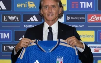 mancini wants italy back to trophy winning ways