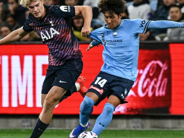 lucas bergvall left tussles for the ball after starting for tottenham in the 1 1 draw with sydney fc photo afp lucas bergvall left tussles for the ball after starting for tottenham in the 1 1 draw with sydney fc photo afp