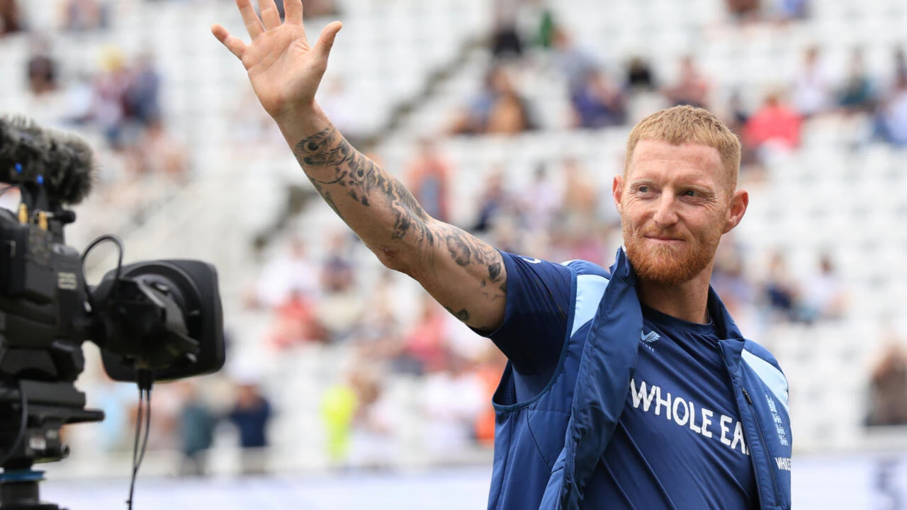 stokes should return for one more ashes