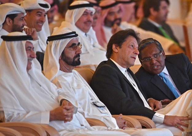 Dubai Ruler Mohammed bin Rashed al-Maktoum (2 L), Saudi state Minister Ibrahim al-Assafa (L) and Pakistani Prime Minister Imran Khan (2 R) attending the opening ceremony of the Future Investment Initiative FII conference in Riyadh on October 23. PHOTO:AFP