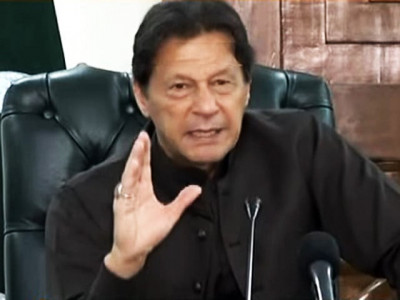 imran rules out u turn on resignations
