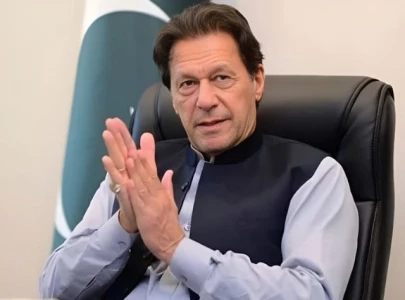 gulf crisis imran defers protest for 2 weeks gulf crisis imran defers protest for 2 weeks