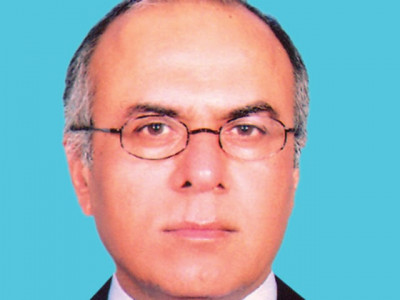 15 bosses of energy companies cling to contract jobs