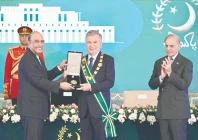 president asif ali zardari confers nishan e pakistan on uzbekistan president shavkat mirziyoyev during a special investiture ceremony at aiwan e sadr as prime minister shehbaz sharif looks on photo ppi