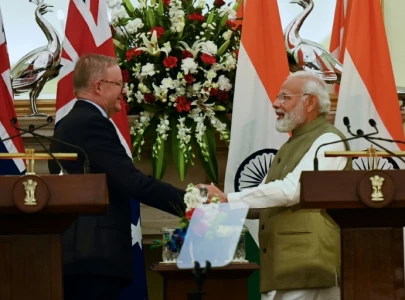 india australia pledge to strengthen defence ties