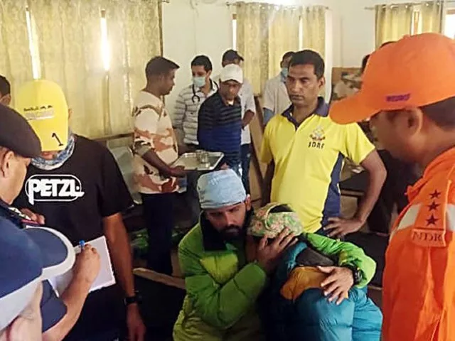 first group of evacuated mountaineering trainees trapped in an avalanche in draupadi s danda 2 mountain peak being attended on october 5 2022 photo courtesy ani first group of evacuated mountaineering trainees trapped in an avalanche in draupadi s danda 2 mountain peak being attended on october 5 2022 photo courtesy ani