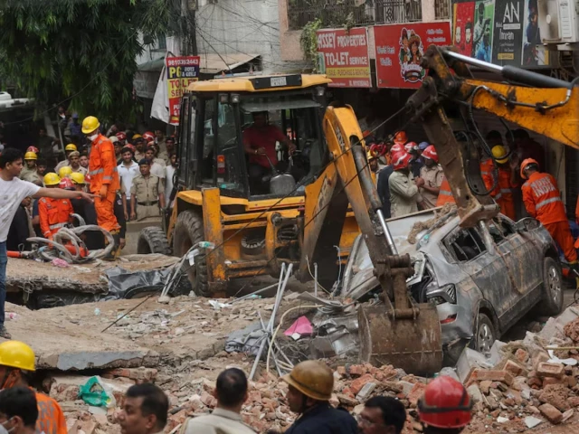 Death toll climbs to 6 as rescue continues for 2nd day in Delhi hostel collapse