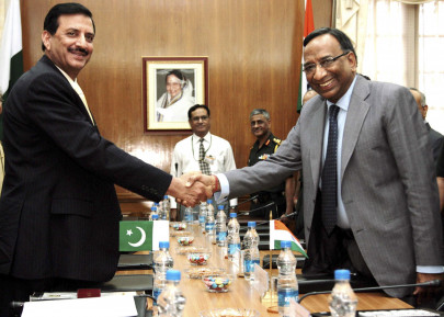 siachen demilitarisation focus of pak india talks siachen demilitarisation focus of pak india talks